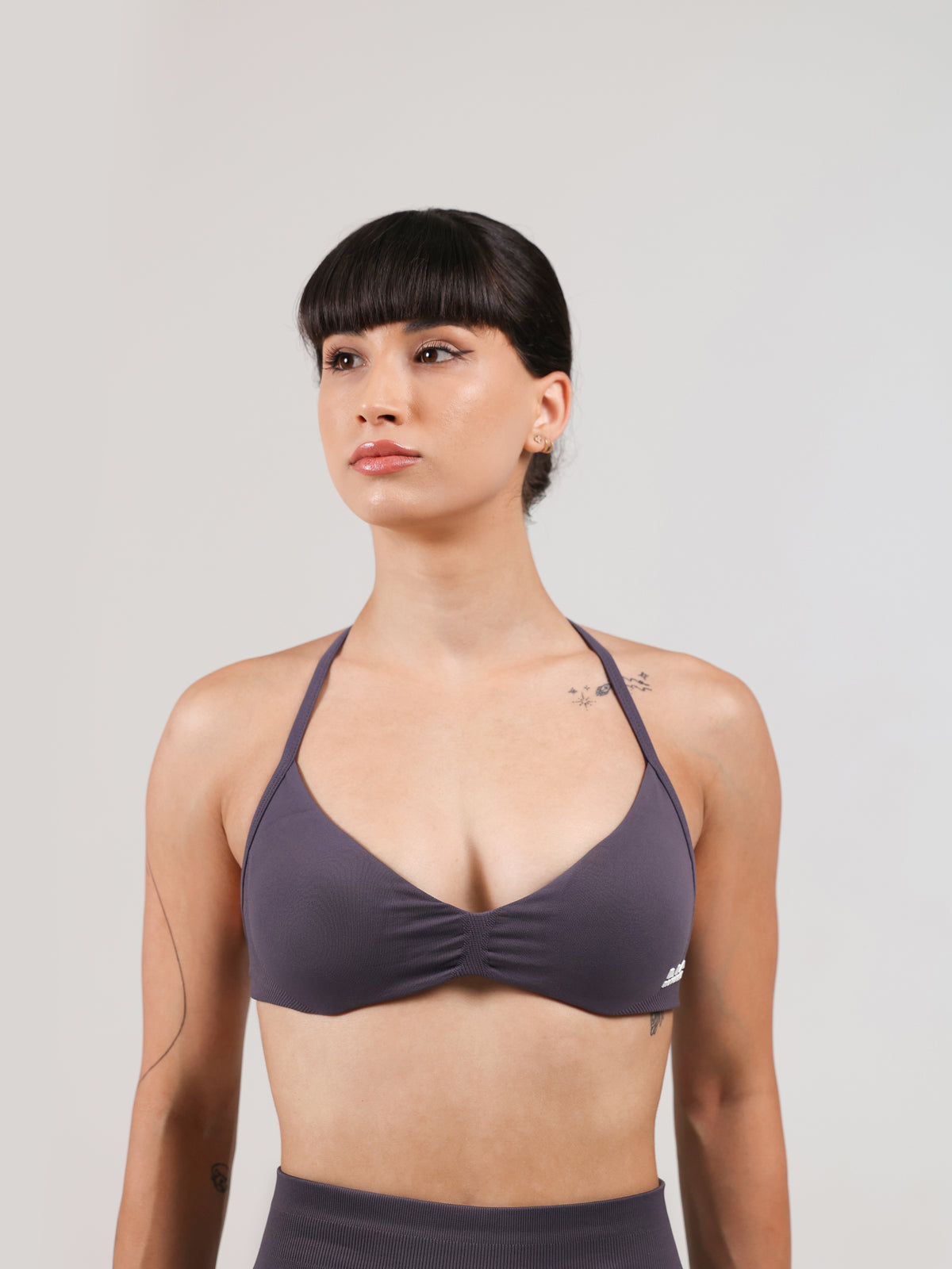 Hue Minimal Strappy Bra - Neverover Activewear